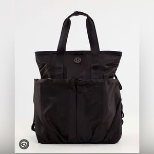 Lululemon Flow and Go Tote in color black